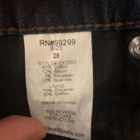 LEVEL99 jeans size 28 or size 4 RN#99299 - Picture 4 of 4